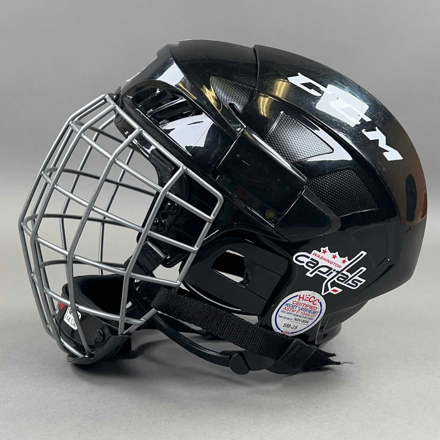 CCM FL40 Medium 6 7/8" to 7 3/8" Senior Hockey Helmet
