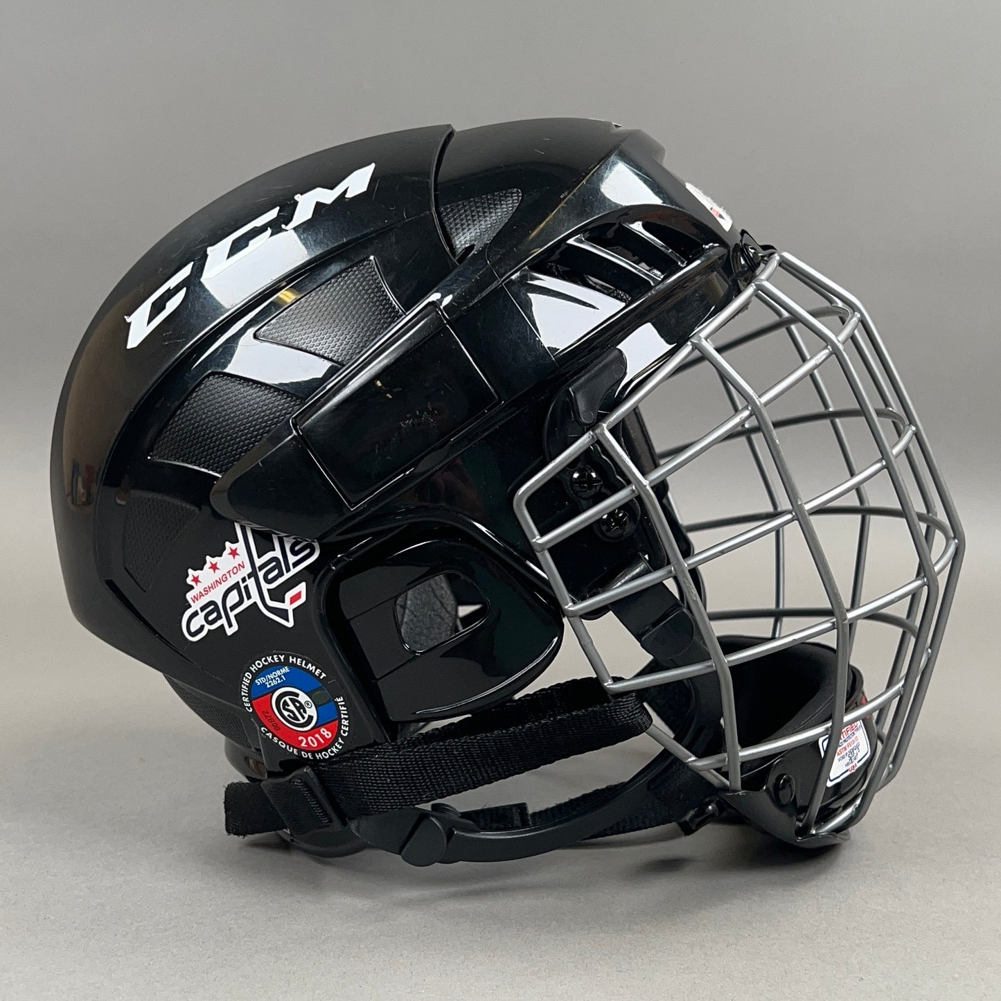 CCM FL40 Medium 6 7/8" to 7 3/8" Senior Hockey Helmet