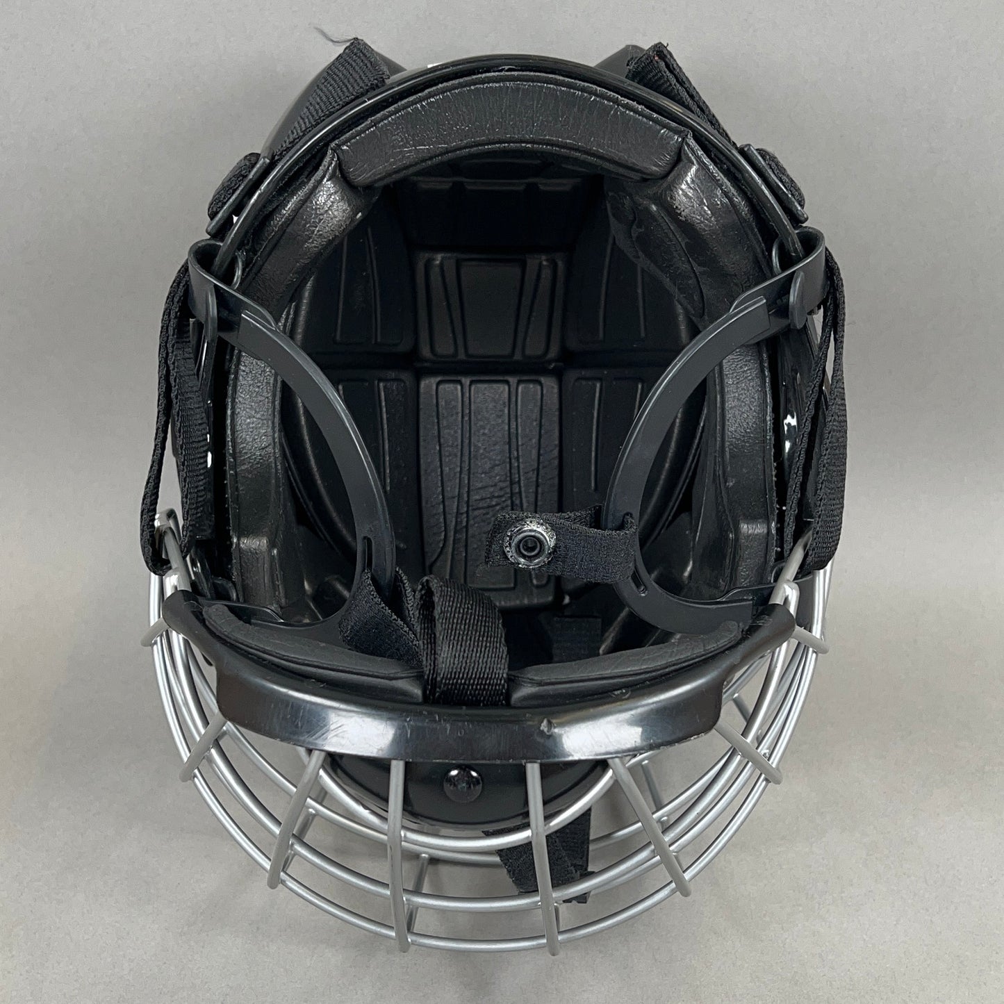 CCM FL40 Medium 6 7/8" to 7 3/8" Senior Hockey Helmet