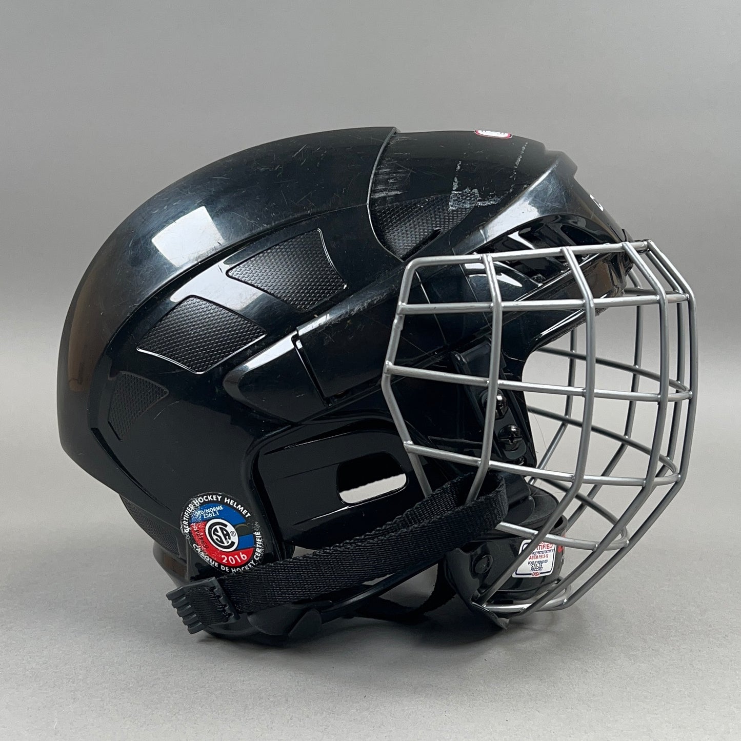 CCM FL40 Small 6 3/8" to 7" Junior Hockey Helmet
