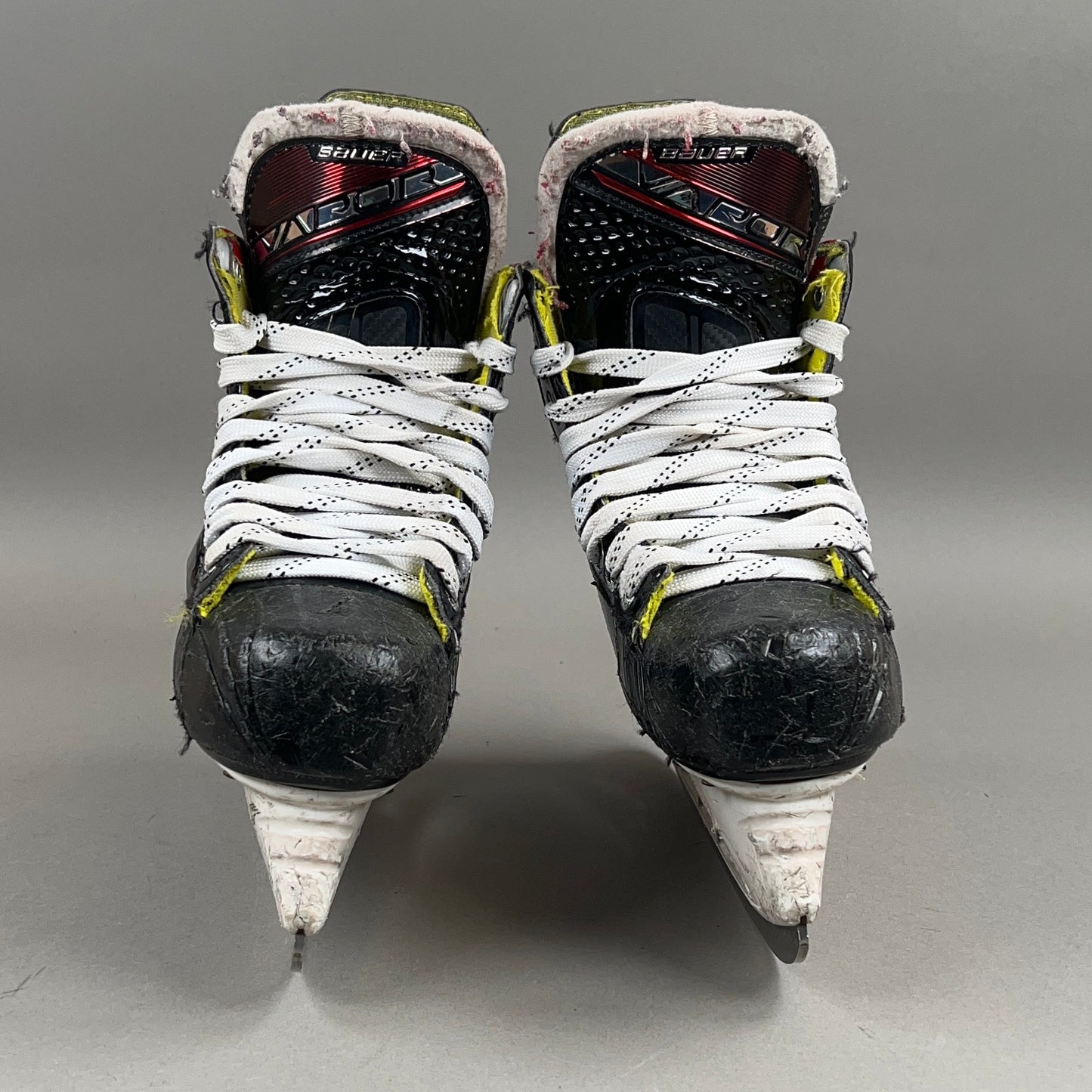Bauer Vapor X2.9 Size 4.5 Intermediate Hockey Skates