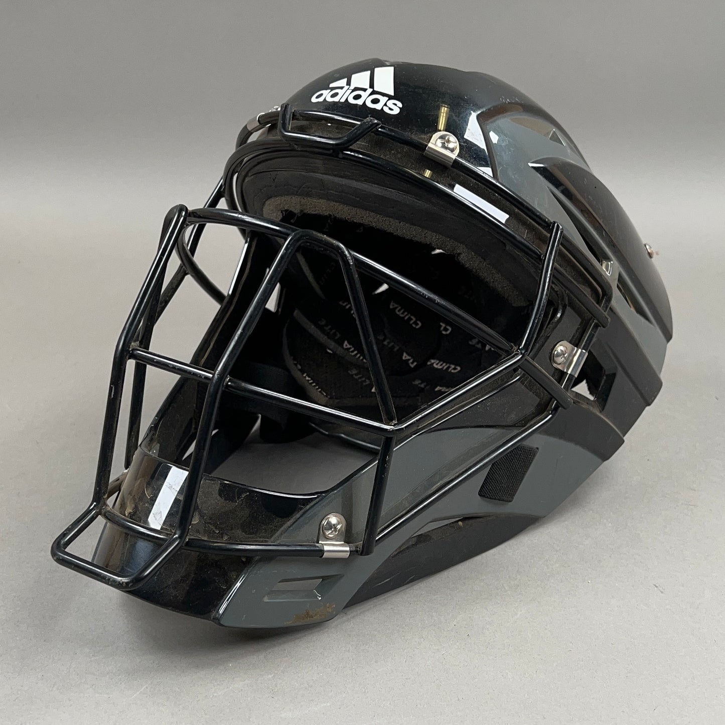 Adidas BTE00502SM 6 1/4" to 7" Junior Catchers Helmet