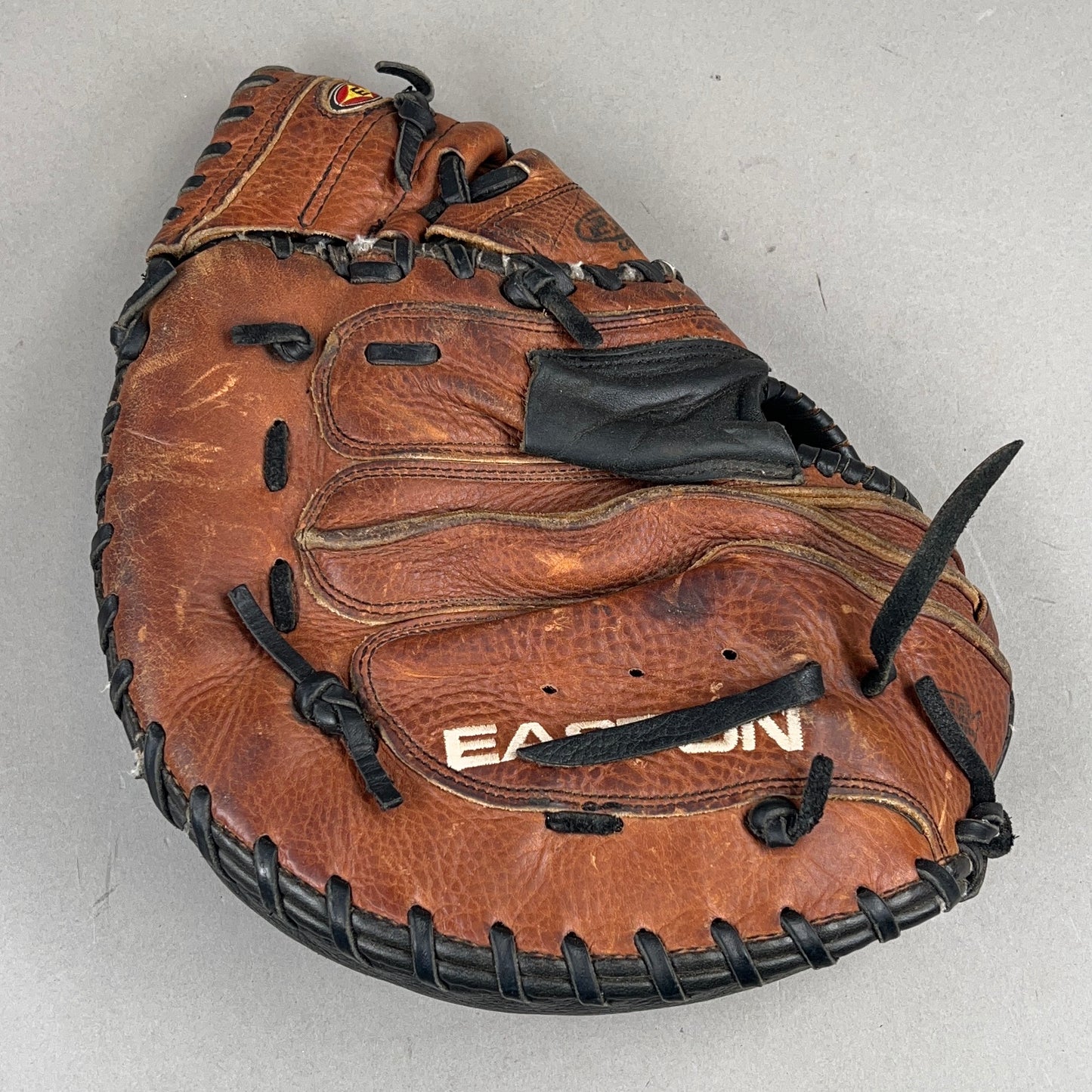 Easton NAT20 33"" Right Hand Thrower Catchers Mitt