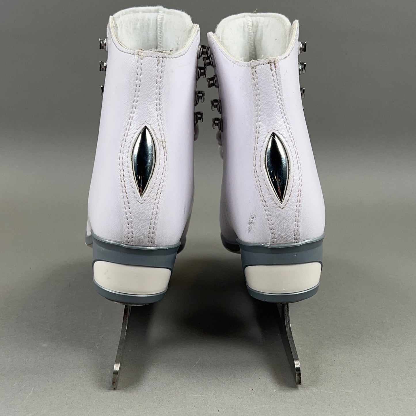 Jackson 150 Size 4 Ice Skates
