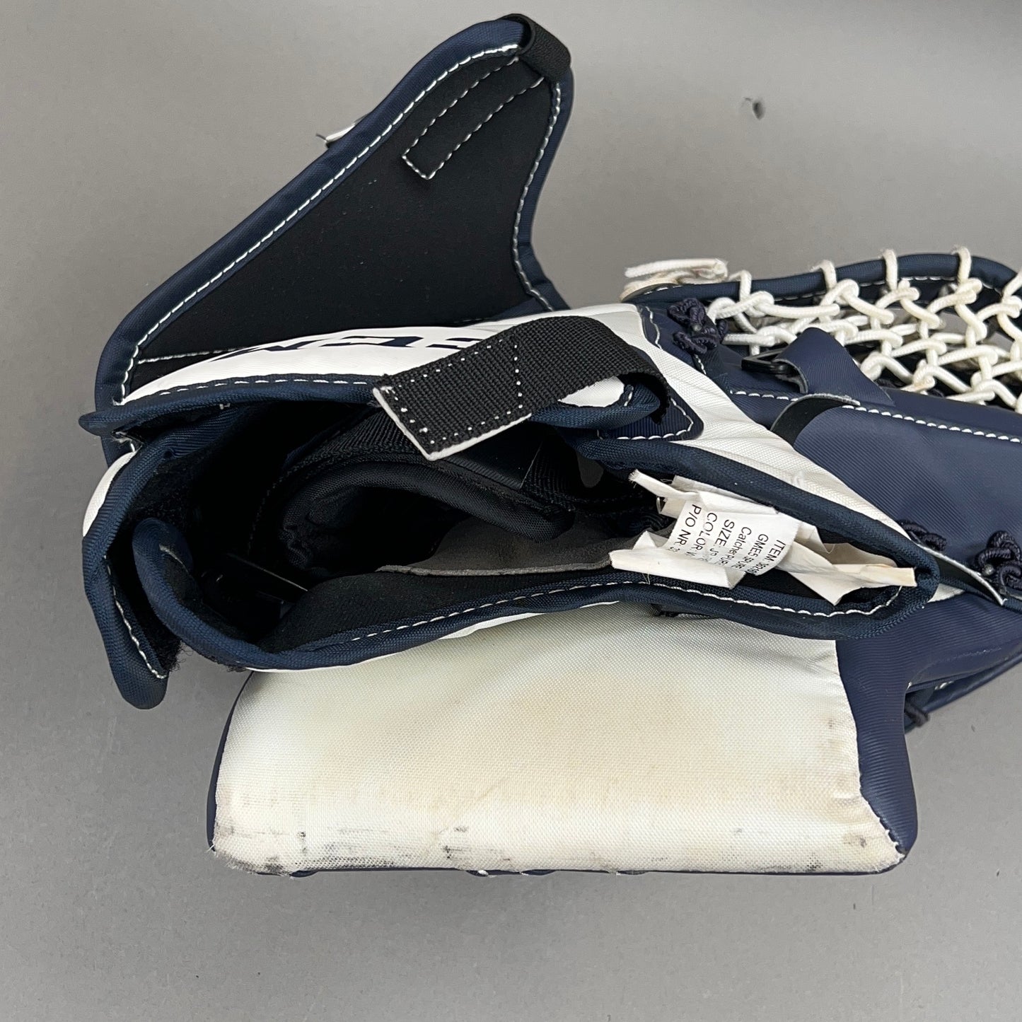 CCM E-Flex 5 Junior Goalie Blocker