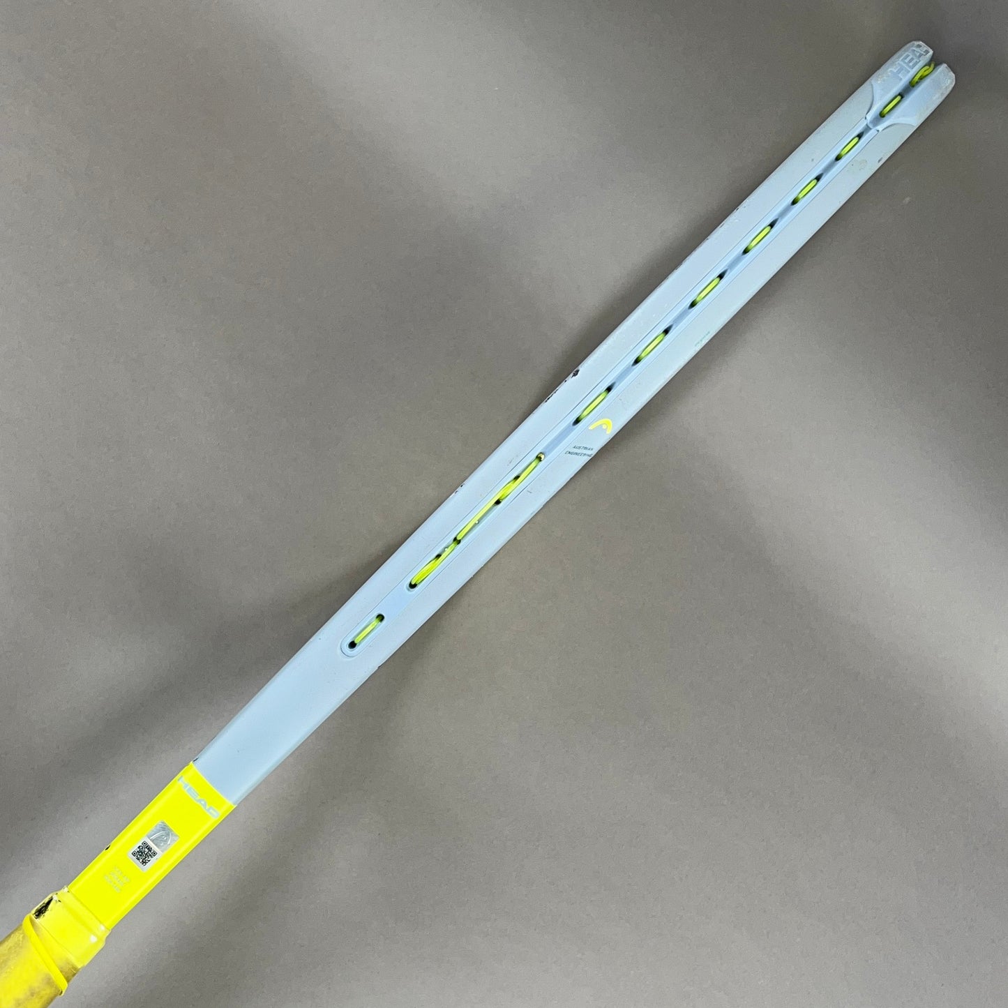 Head Extreme Jr Tennis Racket 3 7/8" Grip & 100in² Head Size