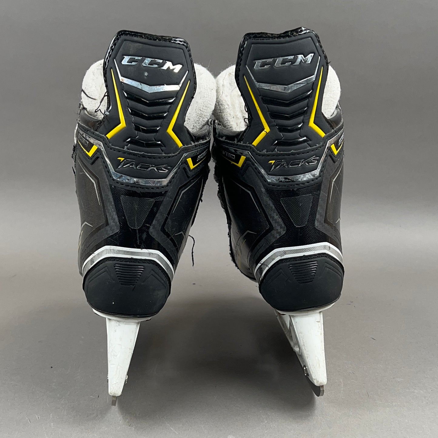 CCM Tacks 9080 Size 5 Intermediate Hockey Skates