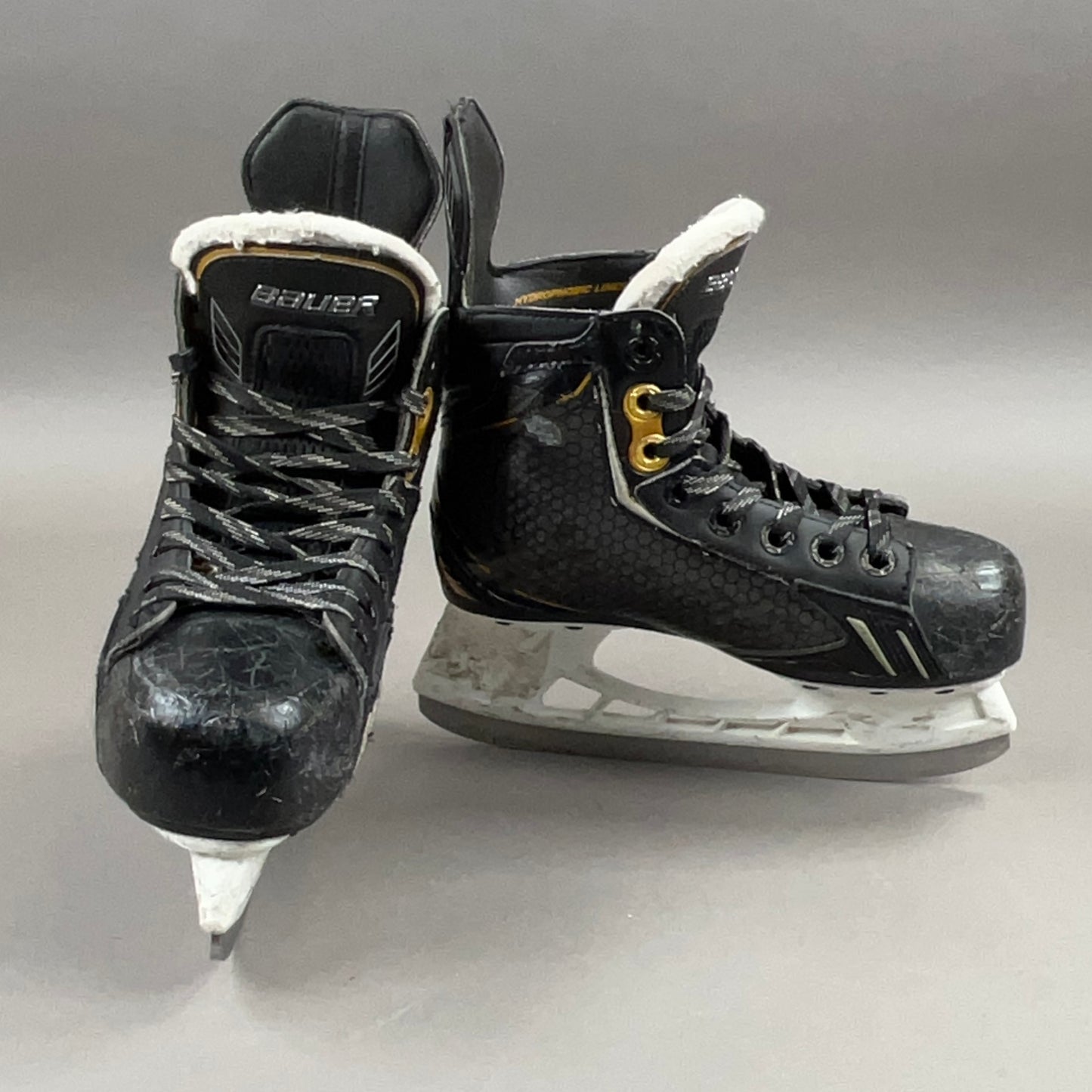 Bauer Supreme One.9 Size 13Y Youth Hockey Skates