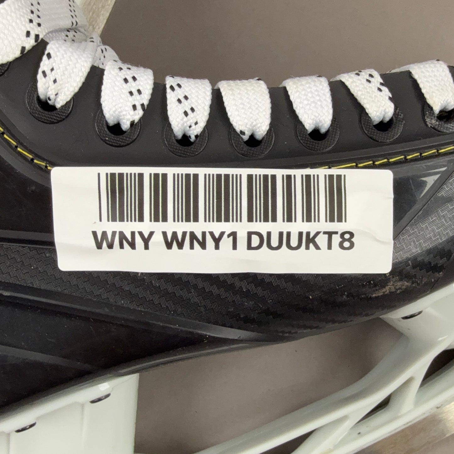 CCM Super Tacks 9352 Size 7 Senior Hockey Skates