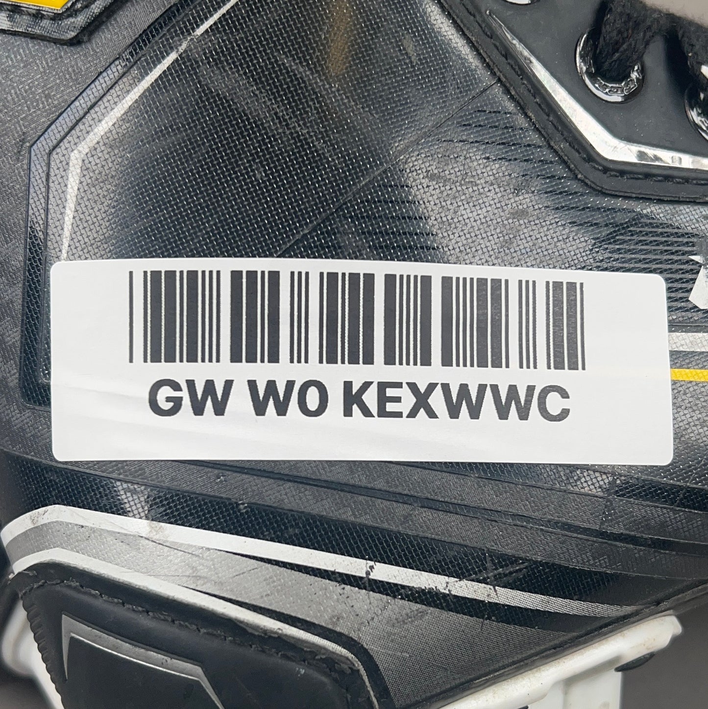 CCM Tacks 9090 Size 5.5 Intermediate Hockey Skates