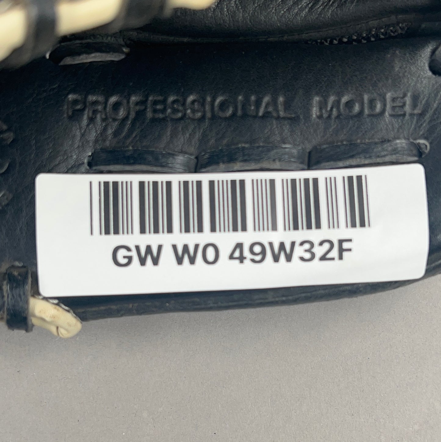 Mizuno GPM1201 12" Right Hand Thrower Baseball Glove