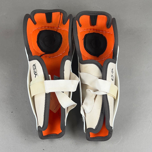 Easton Mako Youth 10" Hockey Shin Guards