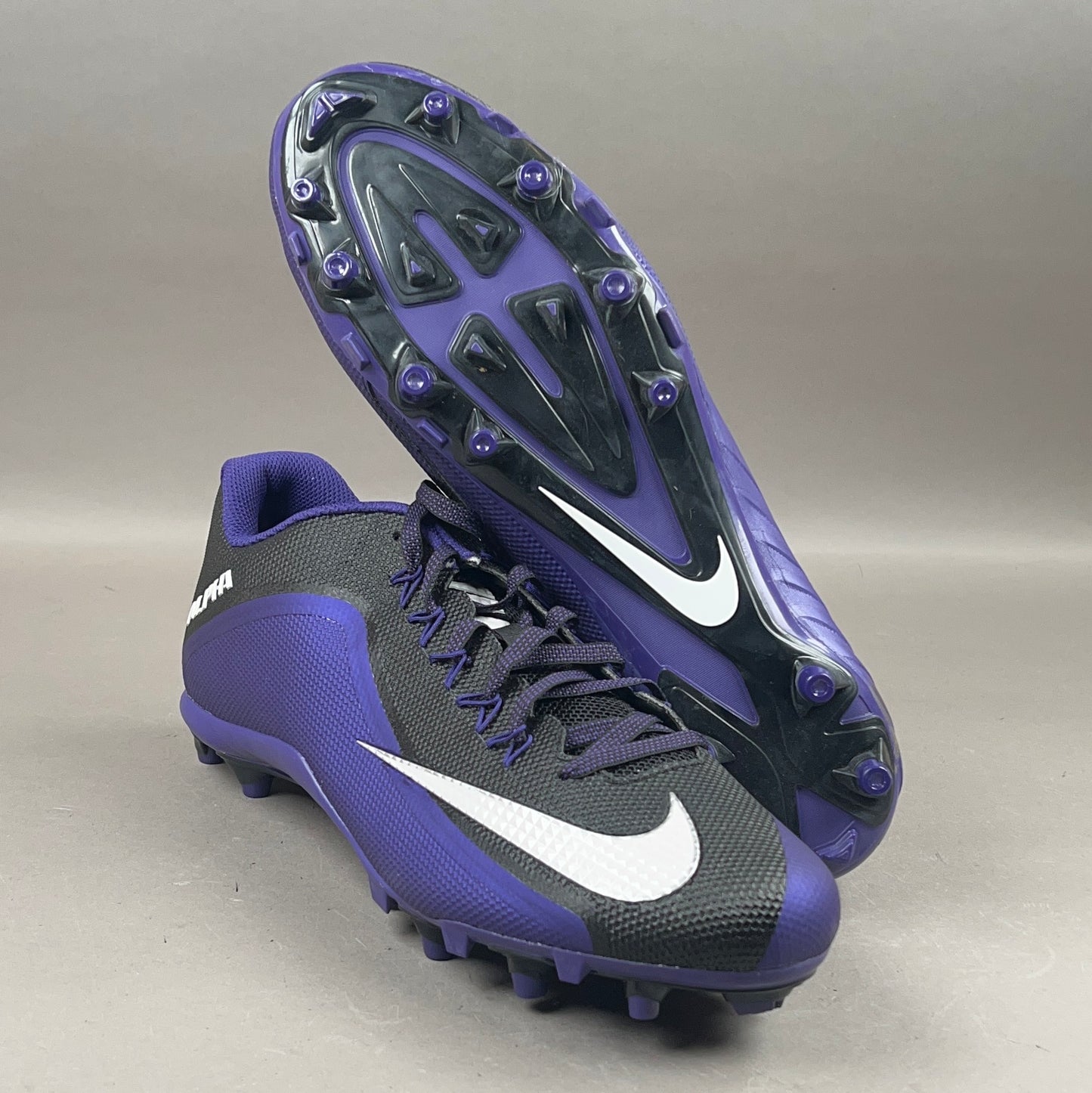 Nike Alpha Pro Low Size 16 Football Cleats