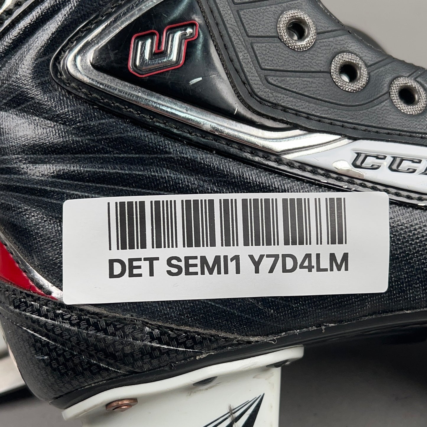 CCM U+ 06 Size 3.5 Junior Hockey Skates