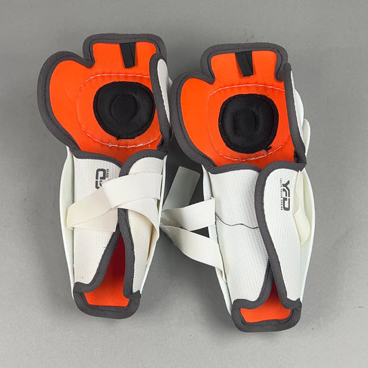 Easton Mako Youth 9" Hockey Shin Guards
