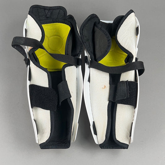 CCM Tacks 1052 Intermediate 13" Hockey Shin Guards