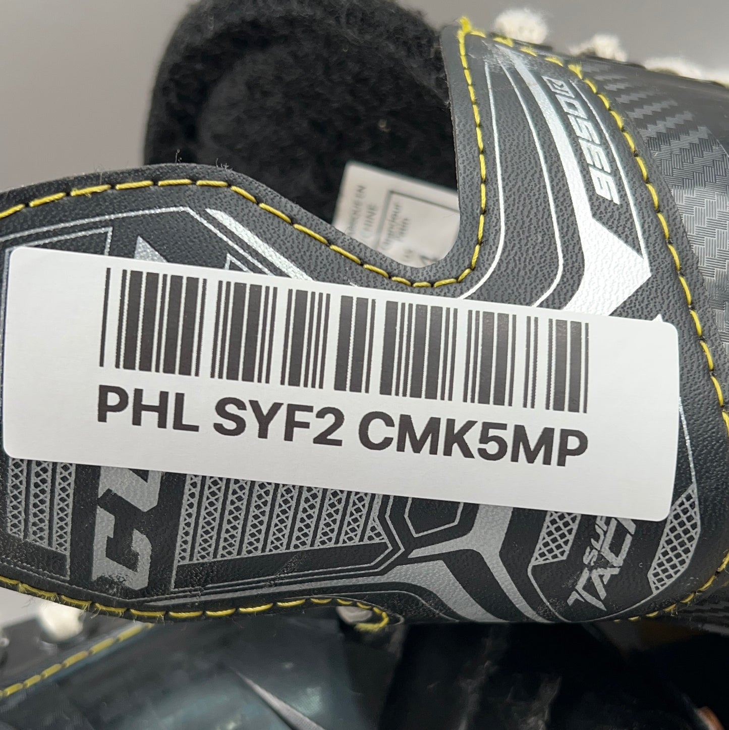 CCM 9350R Size 4 Inline Skates