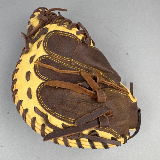 Akadema Prodigy AGC98 32" Right Hand Thrower Catchers Mitt