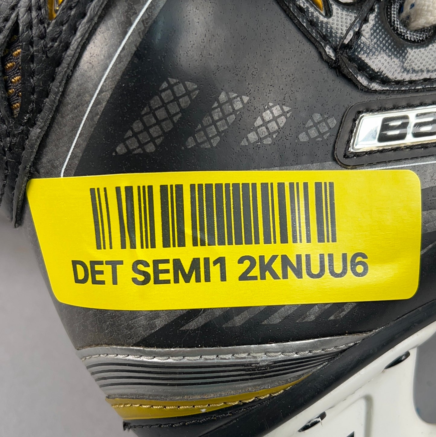 Bauer Supreme 190 Size 13.5Y Youth Hockey Skates