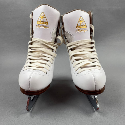 Jackson Mystique Size 2 Ice Skates