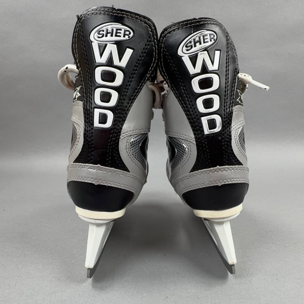 Sher-Wood PMP X4 Size 12Y Youth Hockey Skates