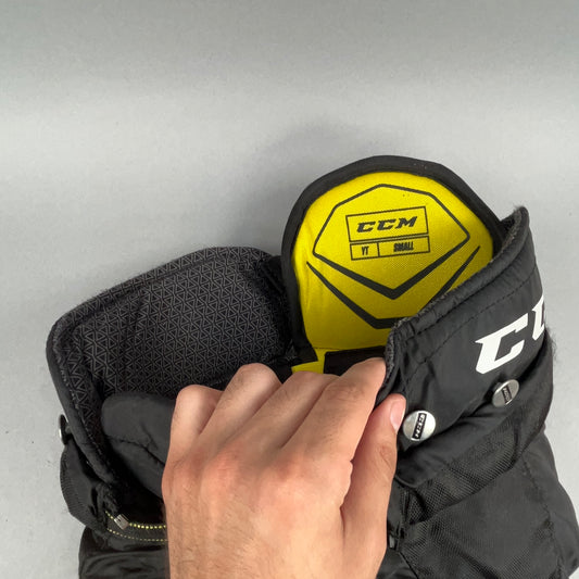 CCM Super Tacks AS1 Youth Small Hockey Pants