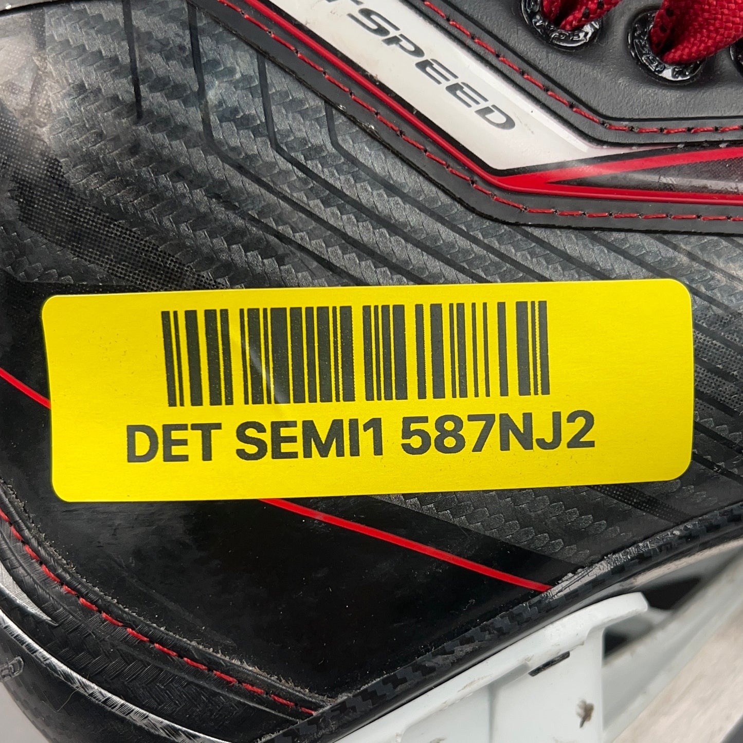 CCM JetSpeed 270 Size 4 Intermediate Hockey Skates
