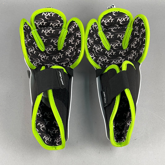 Winnwell AMP 500 Junior 11" Hockey Shin Guards