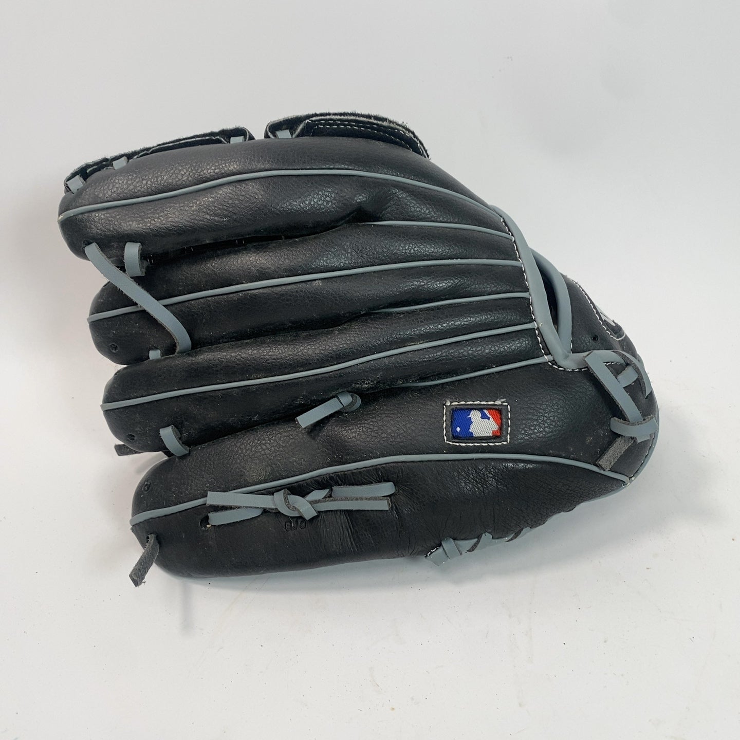 Wilson A360 12"" Right Hand Thrower Baseball Glove