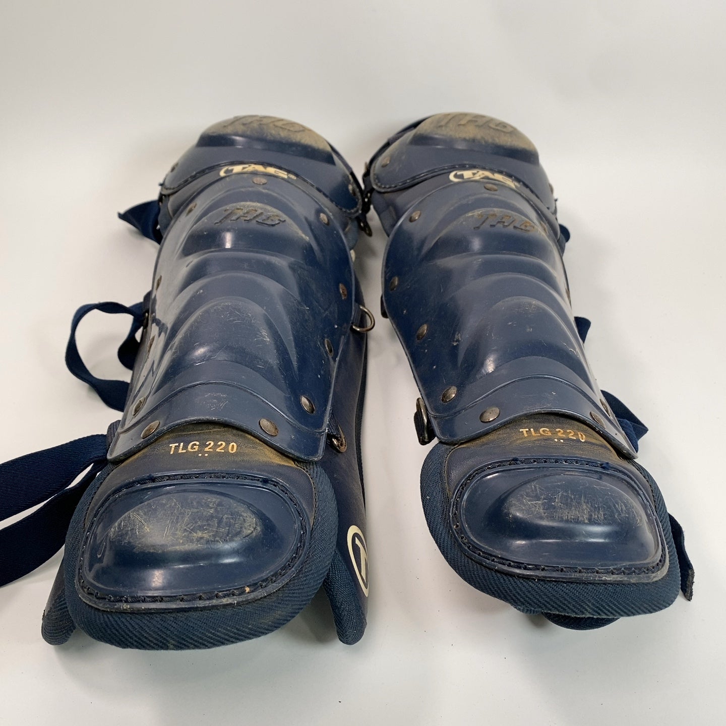 TAG TLG 220 Senior 15" Catchers Shin Guards