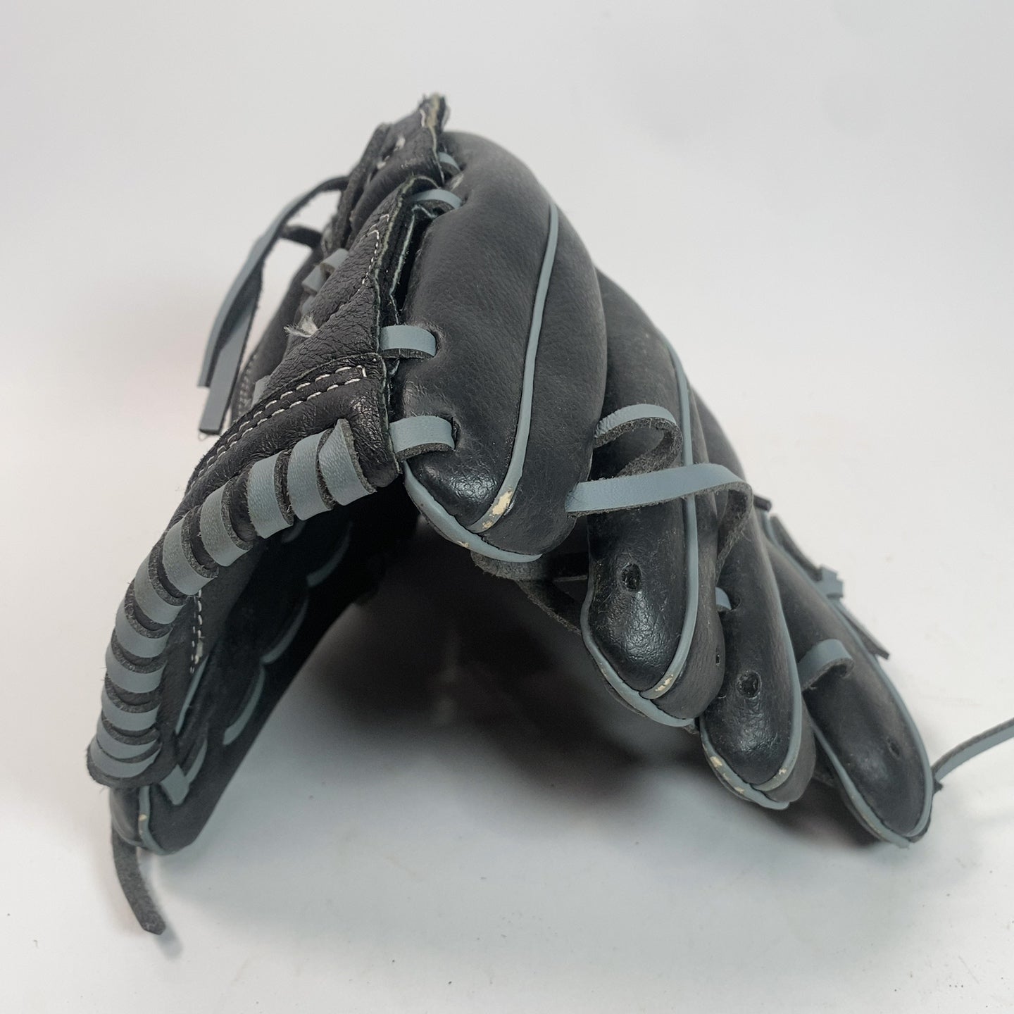 Wilson A360 12"" Right Hand Thrower Baseball Glove