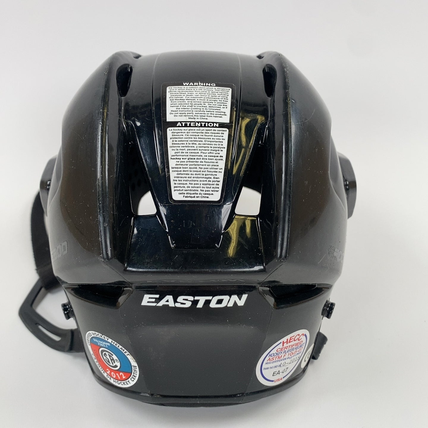 Easton E300 Medium 6 7/8 to 7 1/4 Youth Hockey Helmet