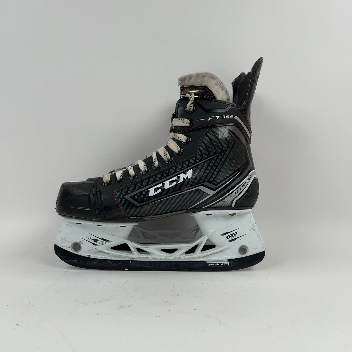 CCM Jetspeed FT365 Size 4.5 Hockey Skates