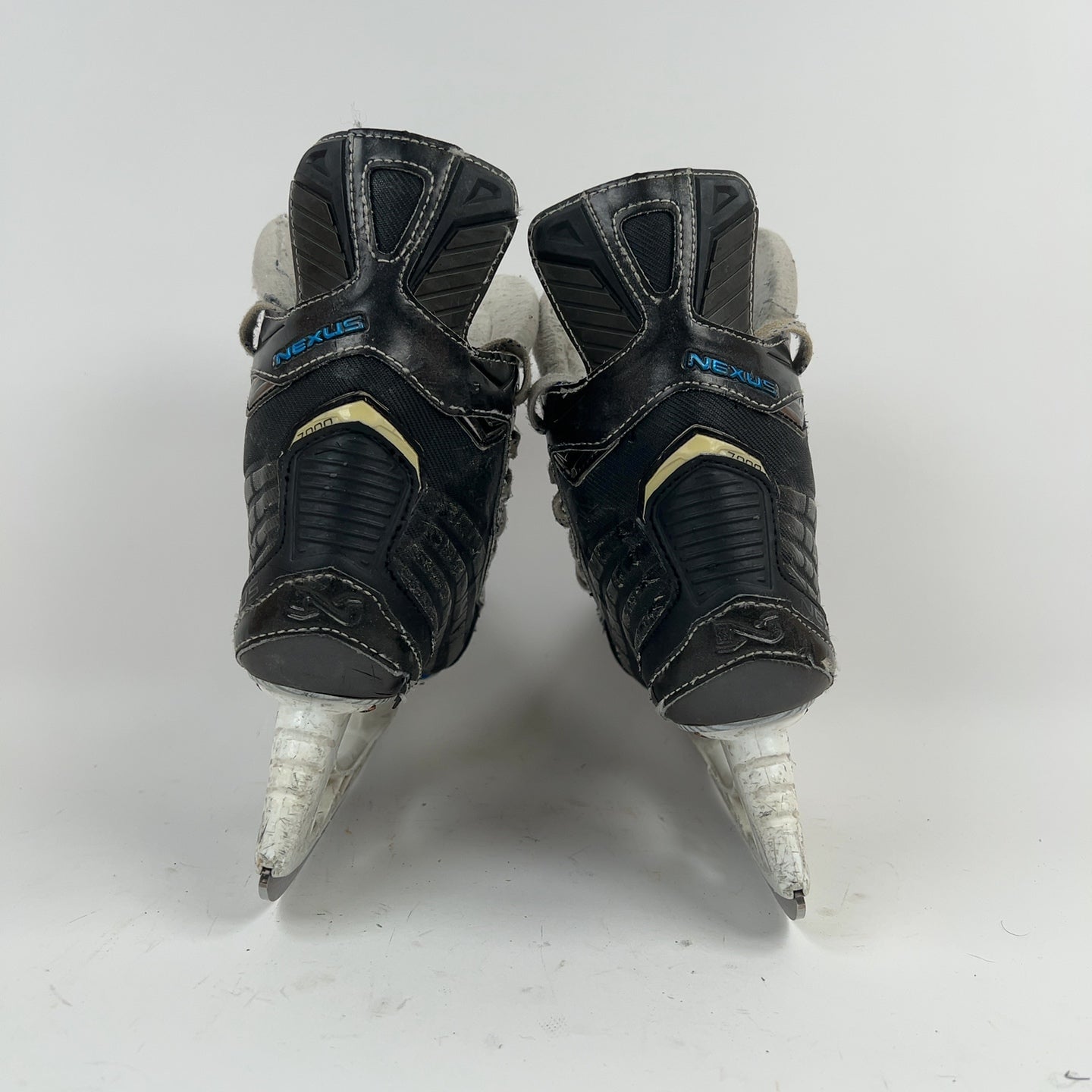 Bauer Nexus 7000 Size 1.5 Hockey Skates