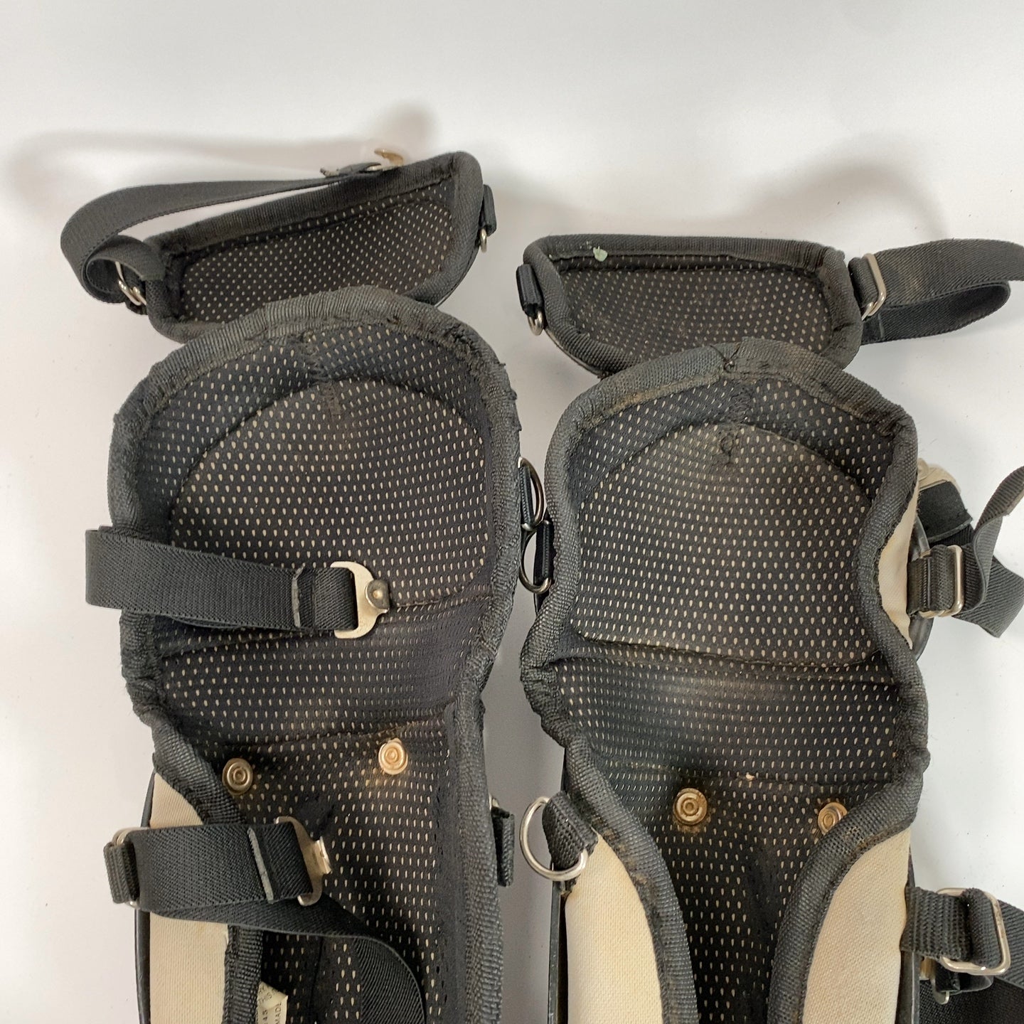 Easton Youth 13" Catchers Shin Guards
