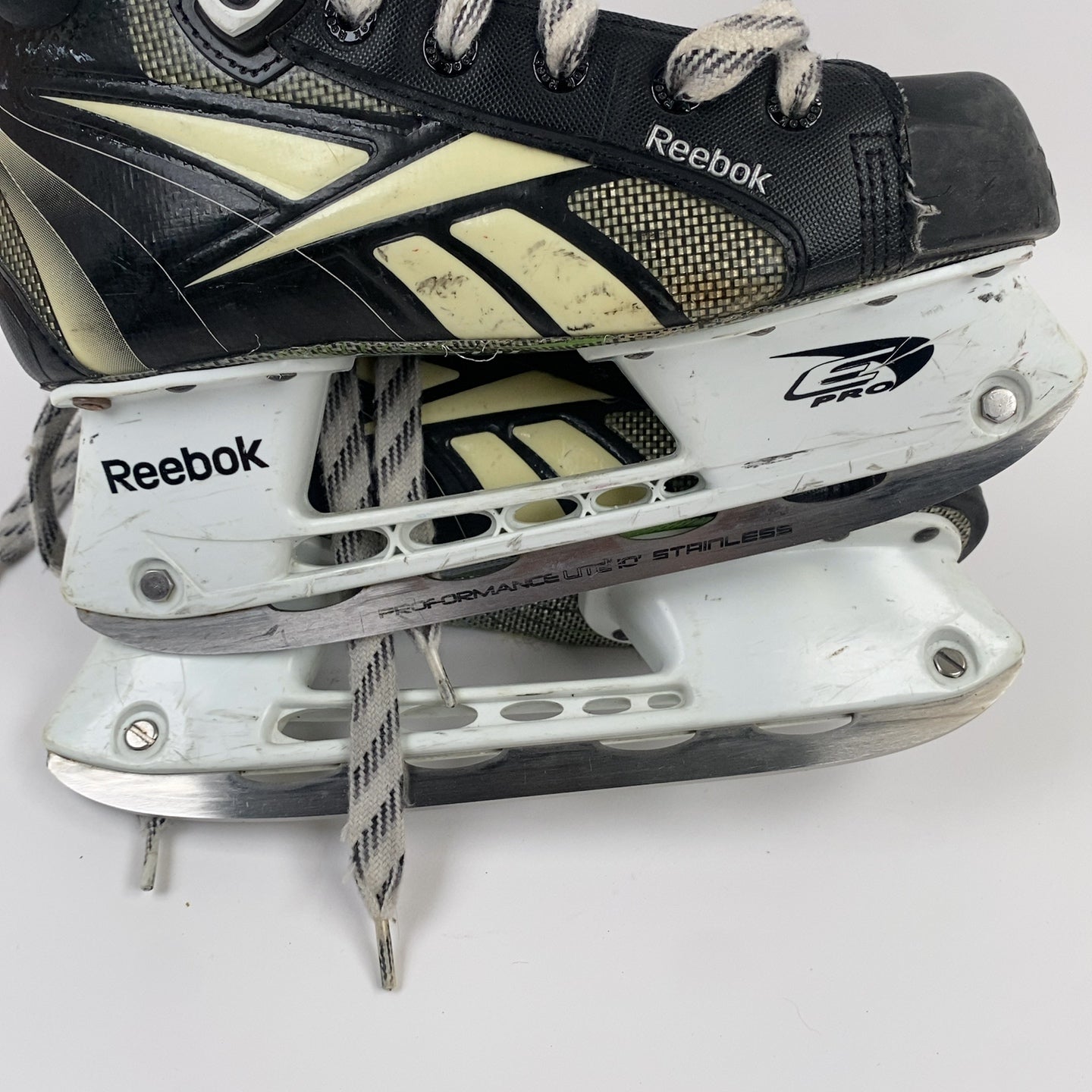 Reebok 6K Size 3.5 Hockey Skates