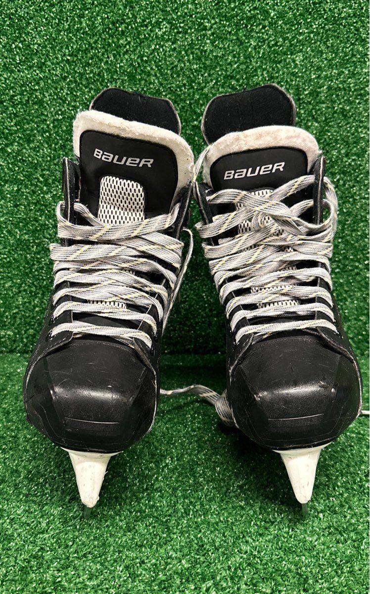 Bauer Supreme 150 Hockey Skates 5.0D Skate Size