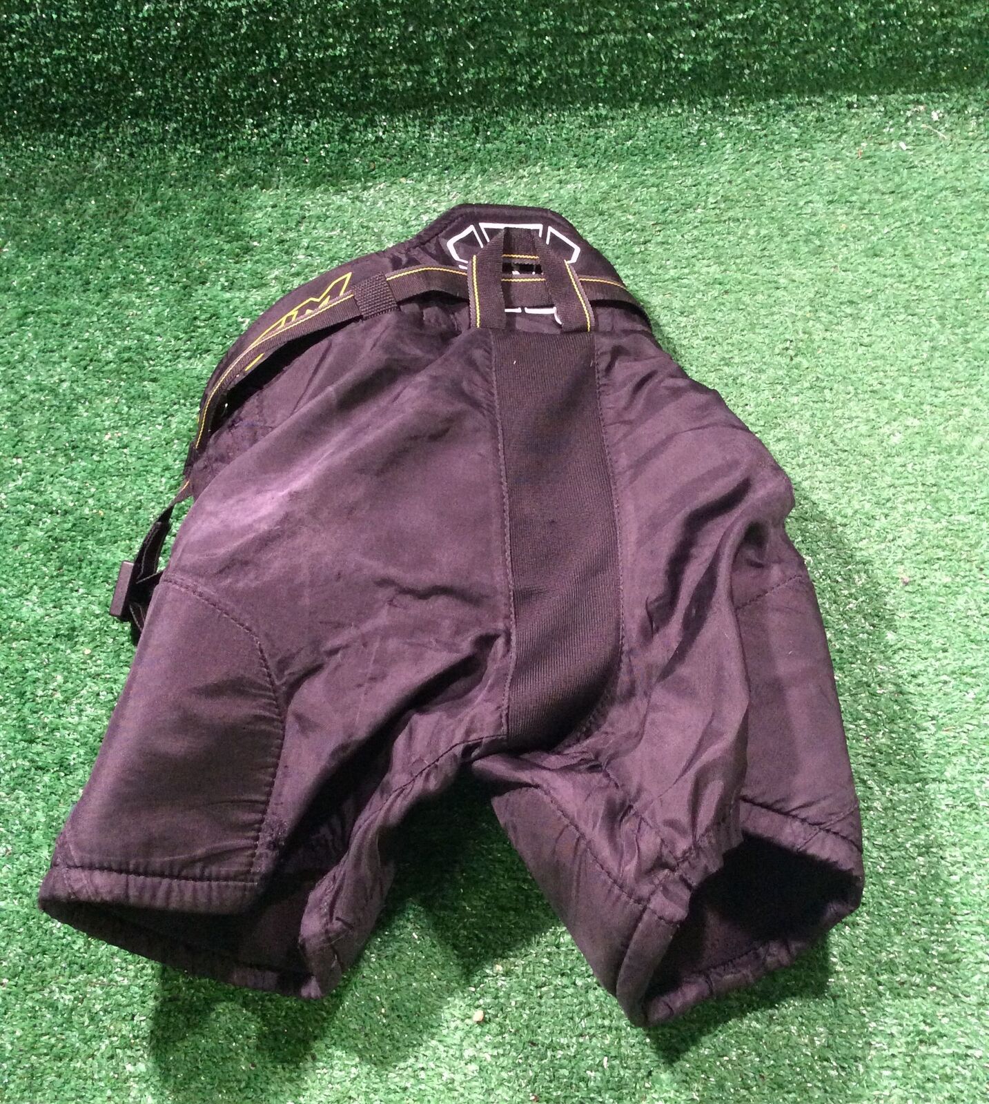 Ccm Tacks Hockey Pants Youth Medium (M)