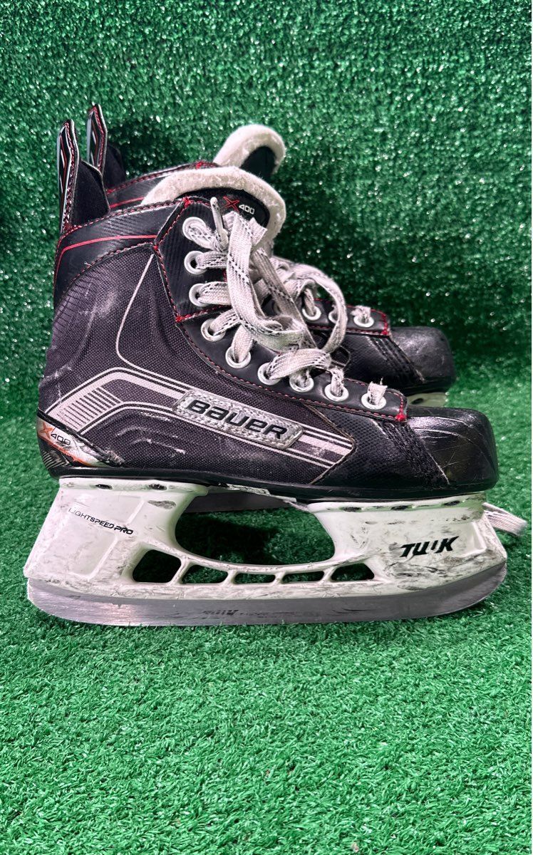 Bauer Vapor X400 Hockey Skates 2.5 Skate Size