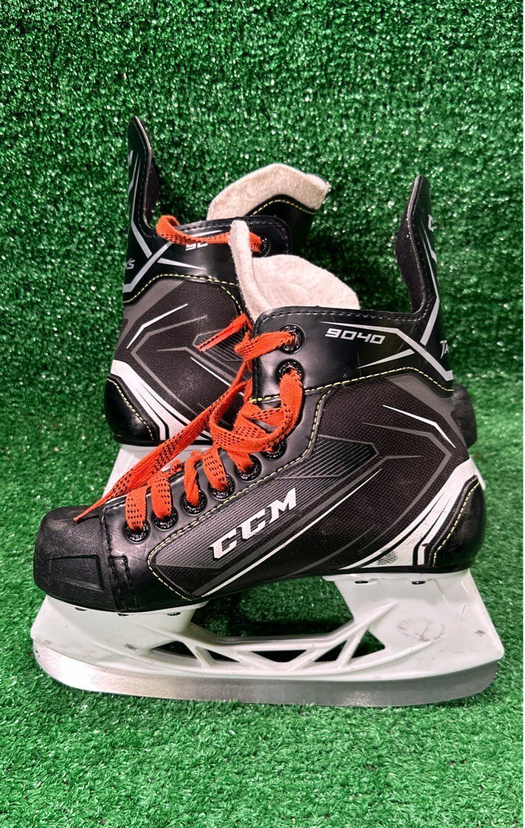 Ccm 9040 Hockey Skates 2.0 Skate Size