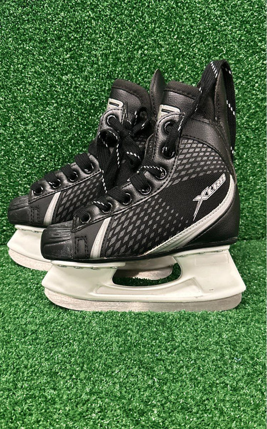 D&R XLR8 Hockey Skates 11Y Skate Size