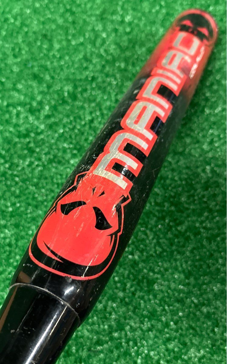 Miken Maniac Softball Bat 34" 26 oz. (-8) 2 1/4"