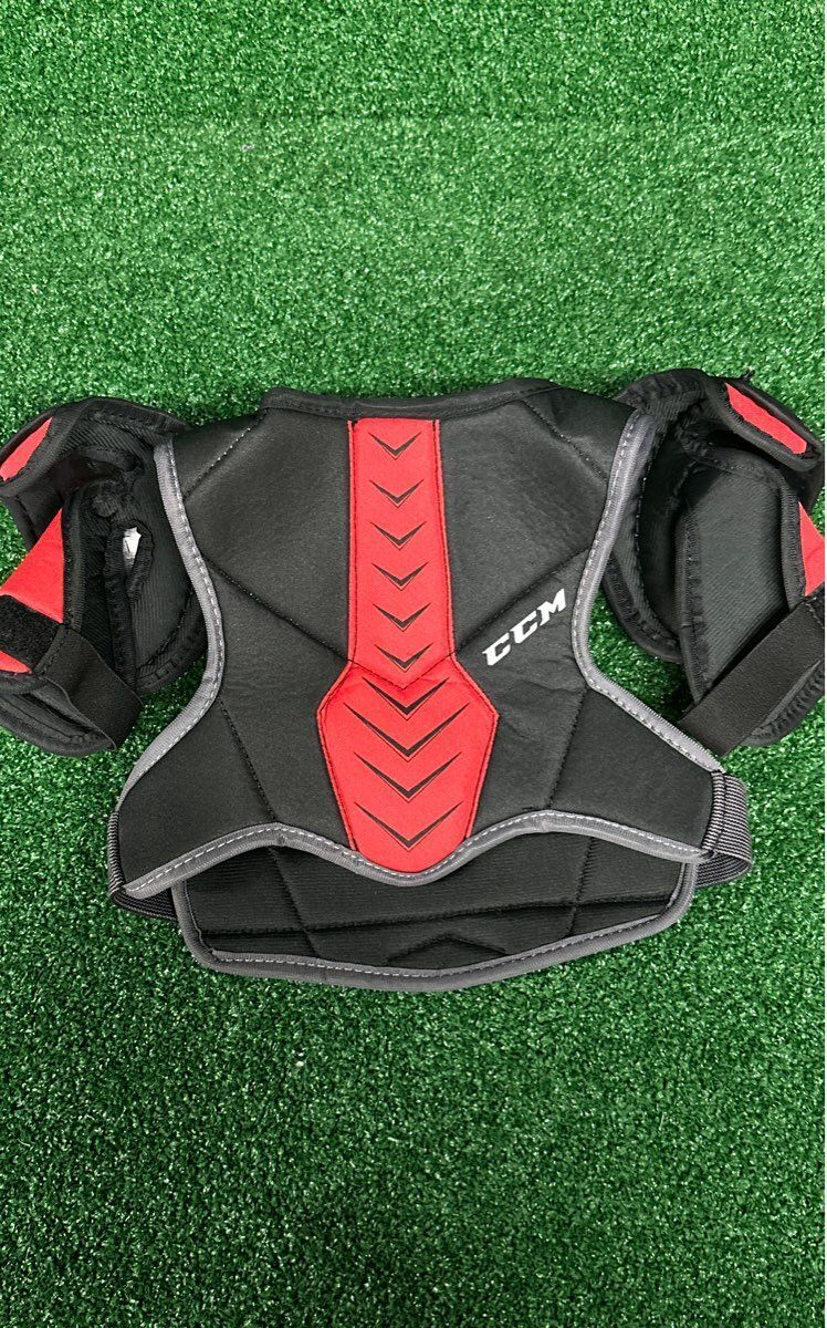 Ccm QLT 230 Hockey Shoulder Pads Youth Medium (M)