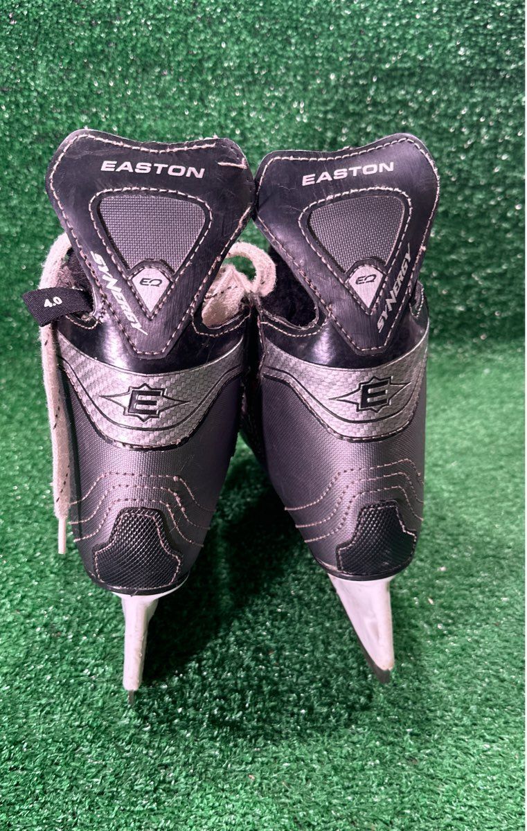 Easton EQ1 Hockey Skates 4.0 Skate Size