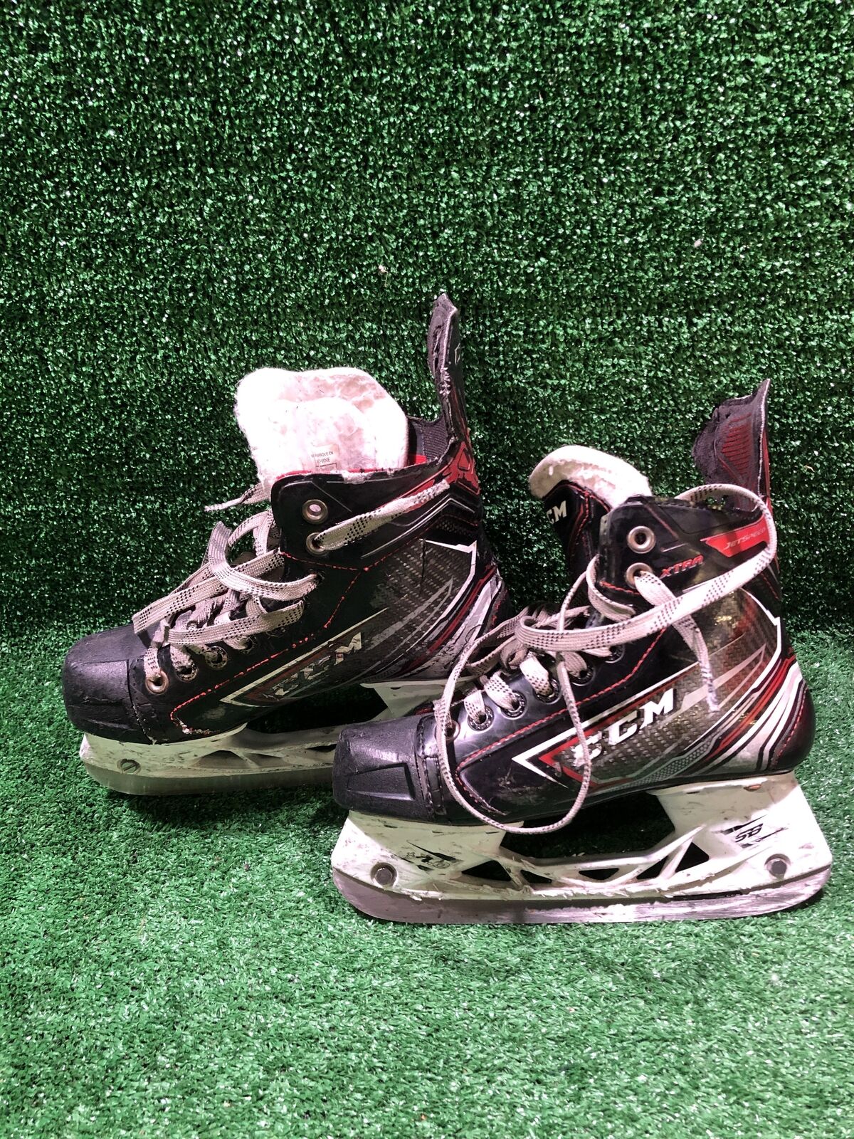 Ccm JetSpeed XTRA Hockey Skates 36D EUR Skate Size