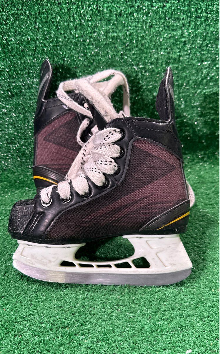 Bauer Supreme 140 Hockey Skates 9.0 Skate Size