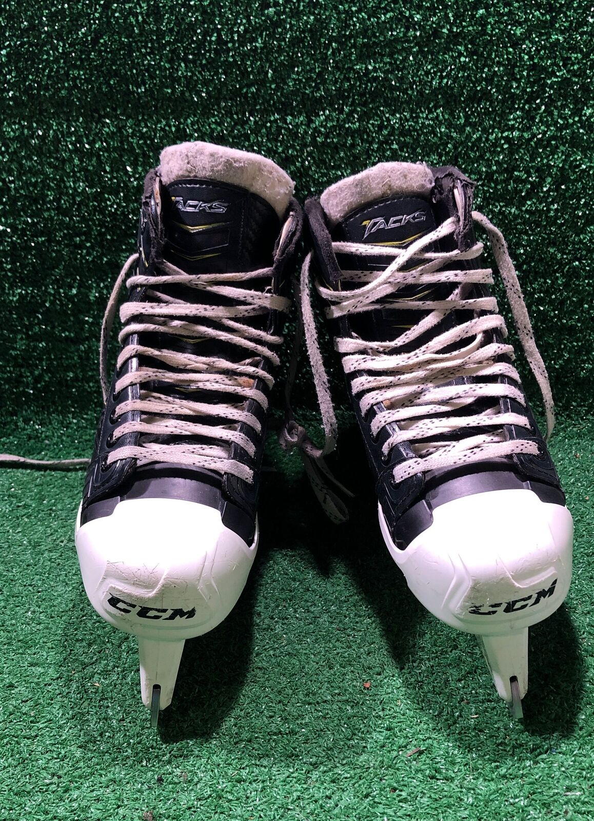 Ccm Tacks 4092 Hockey Goalie Skates 6.0D Skate Size