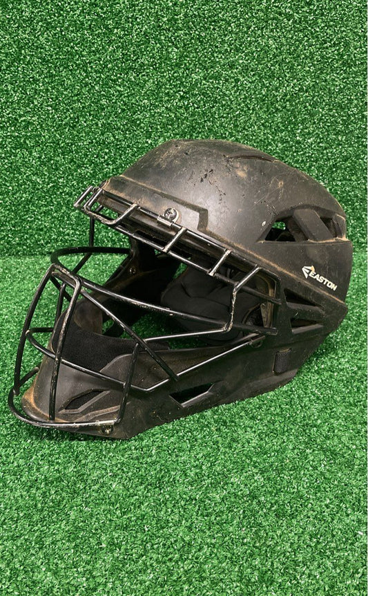 Easton M-10 6 1/8" To 7 3/8" Catcher's Helmet