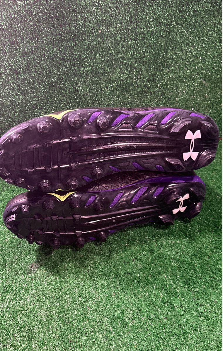 Team Issued Under Armour Ravens Spine Highlight MC 16.0 Size Football Cleats