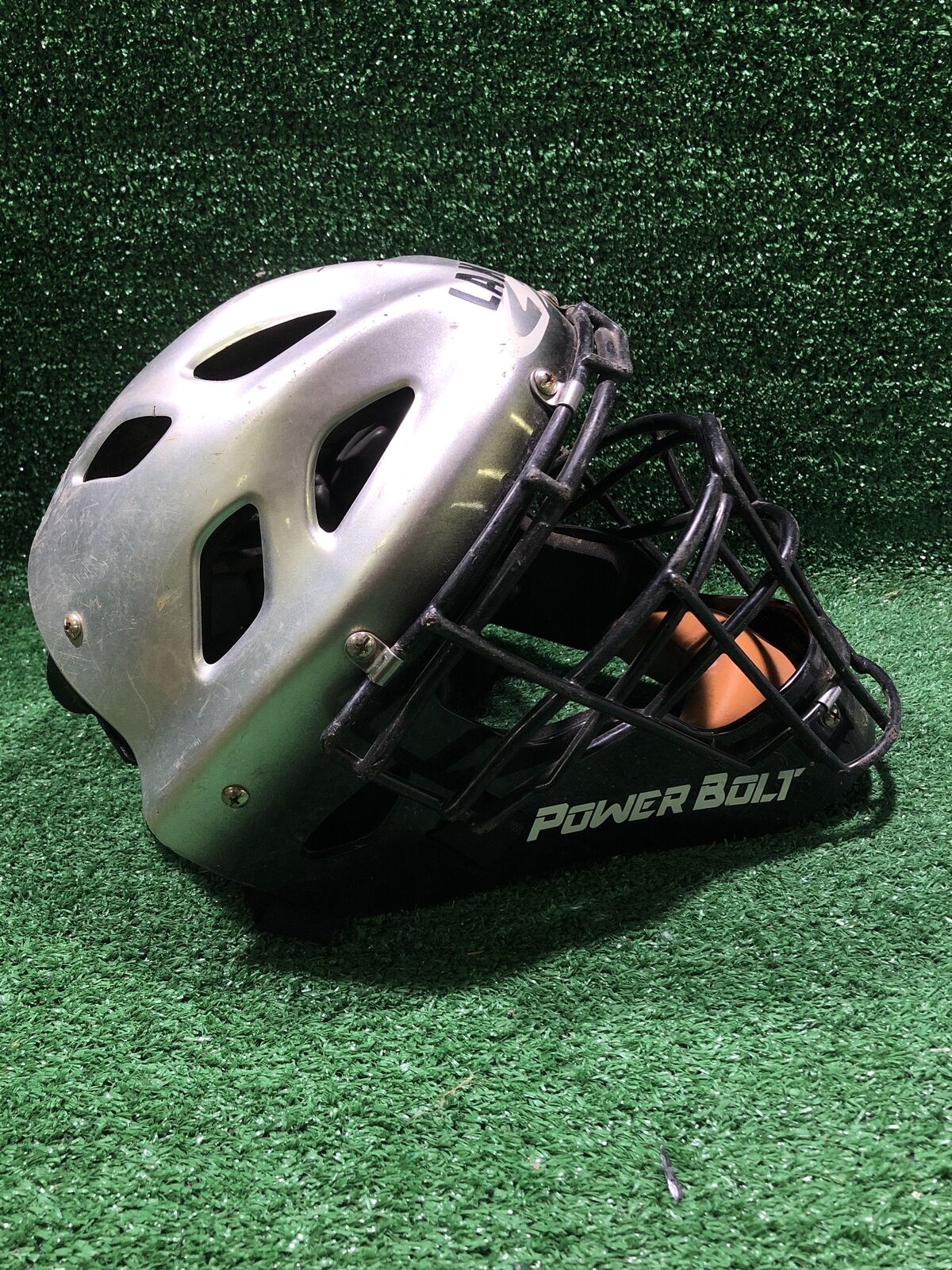 Powerbolt URS-301 Hockey Style Catcher's Helmet